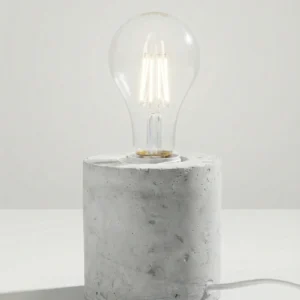 SALGADO – Lampe de Table Cube en Béton